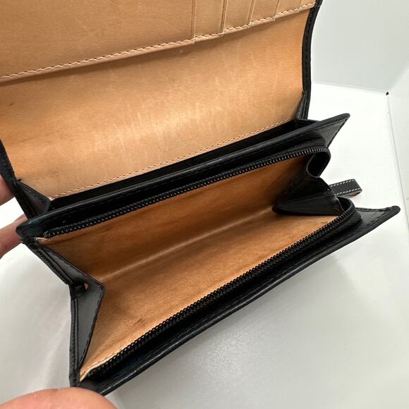 COACH y2k Black Signature Canvas Hampton Buckle Compact Wallet - Picture 10 of 12